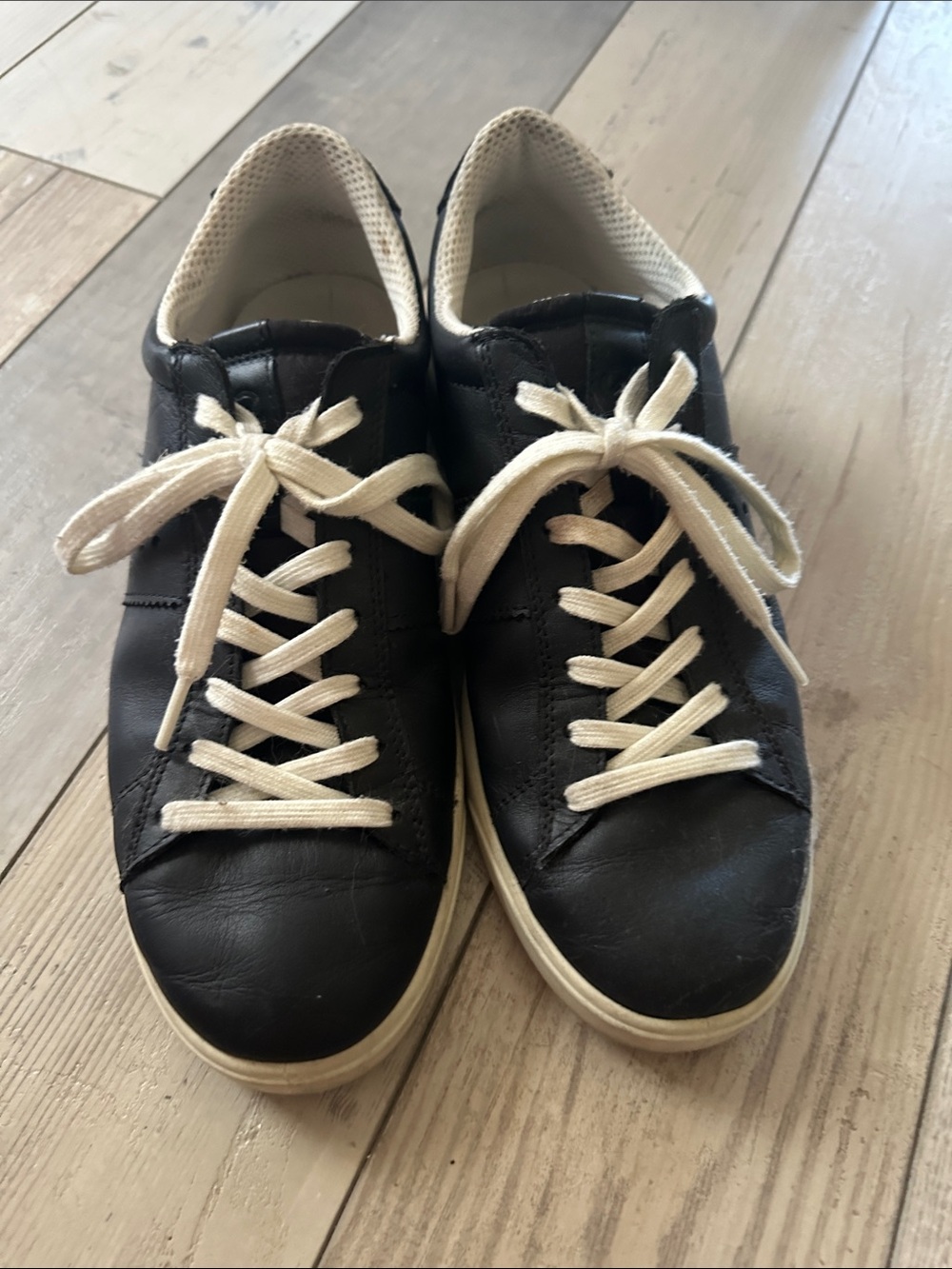 Ecco Women's Street Lite leather sneakers